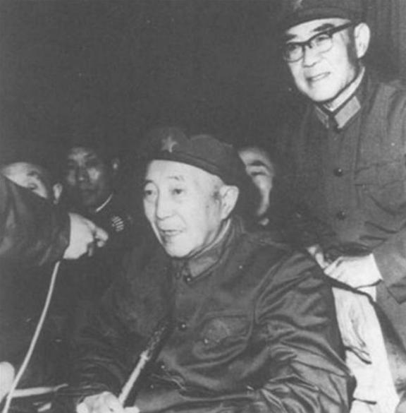 1978年，为了治疗腿疾，罗瑞卿大将赴德国海德堡大学医院治疗。拍摄了X光片后，海