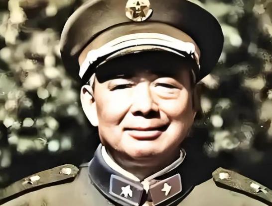 1979年，刚从前线返回的11军军长陈家贵，原本打算换上便装到昆明城里转转，没想