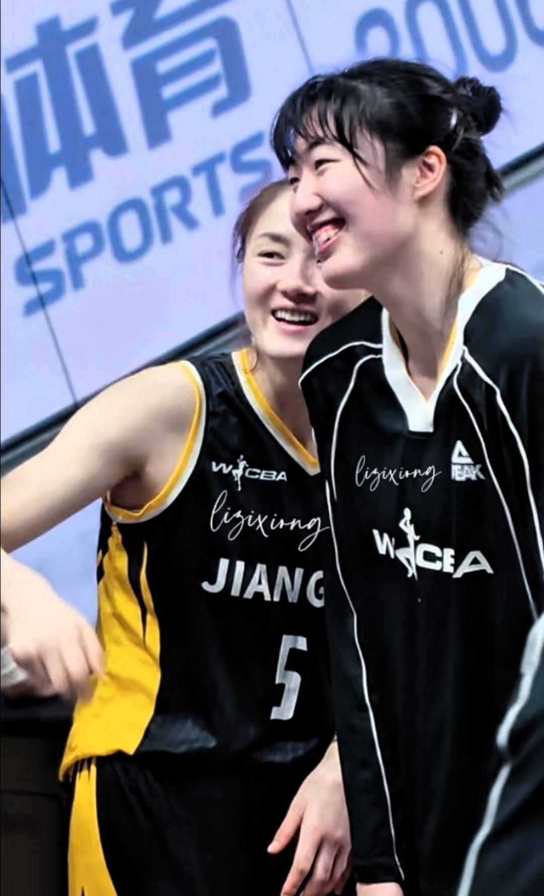 万万没想到，在WCBA季后赛首轮对决中，江苏女篮以总分2-0横扫了卫冕冠军东莞女