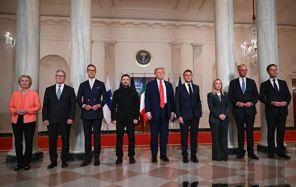 特朗普嘴里那笔糟糕的交易，坏就坏在英国人收钱了，一份已经签字、期限长达99年的国