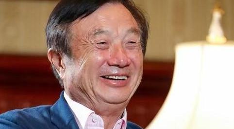 华为太强了！当全世界还在3纳米、2纳米的赛道上卷生卷死，华为反手掏出了一枚“