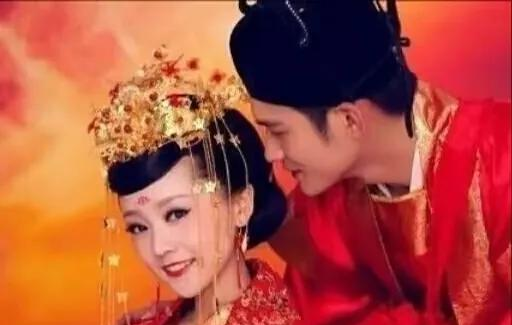 公元1609年，万历最宠爱的女儿出嫁，随之进入驸马府的还有一个女管家，谁知女管家