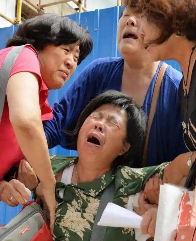 维修未断电致惨剧！37岁男子意外掉粉碎机，家属目睹全程痛彻心扉安徽淮北那台1