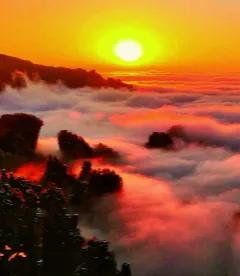 方圆天地，为头条联友对联：莺歌燕舞，乾坤皆焕彩，虎跃龙腾，天地尽生晖。