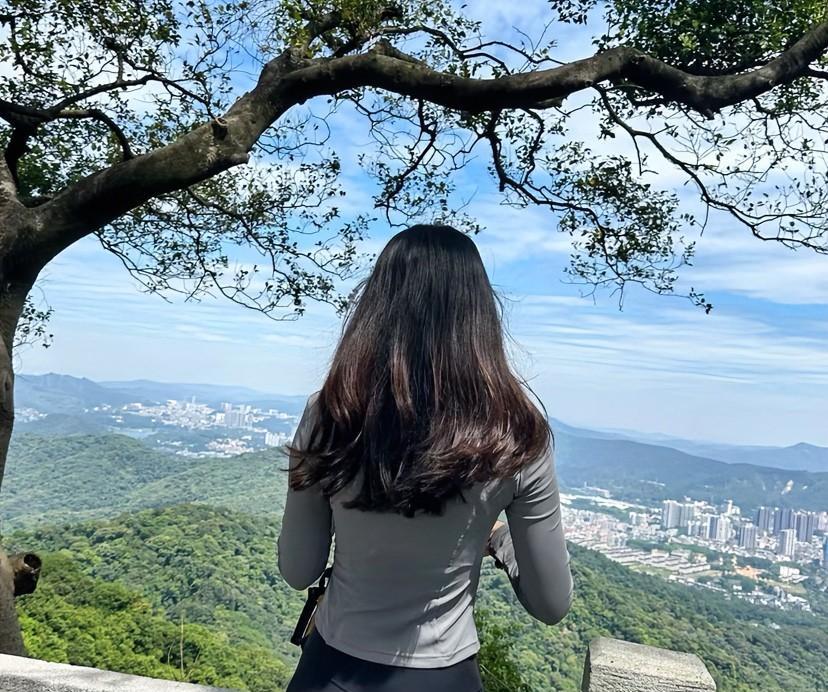 我一个87年北漂大龄剩女，过了40岁大概率不会再考虑婚姻大事了。这并