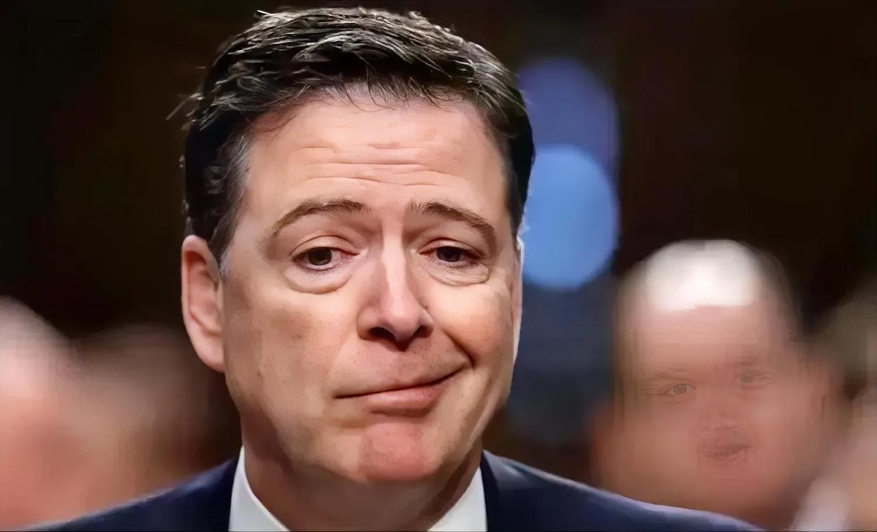 川普的打击报复美国联邦调查局（FBI）前局长詹姆斯·科米近日将因“通俄门”