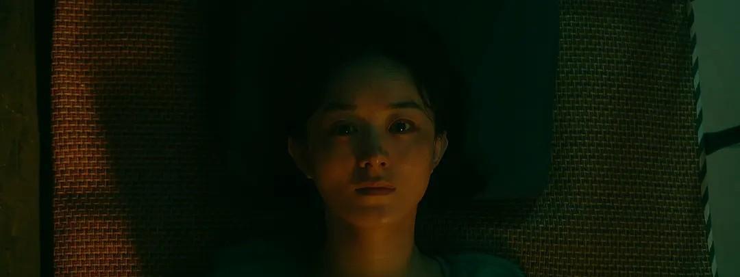 很遗憾，《酱园弄》里的章子怡和《向阳花》里的赵丽颖，并没有提名金鸡奖，不知道是没
