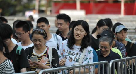 湖北守着7所211，考生为什么还吃亏？出省是条路湖北考生太憋屈了。家门口7所2