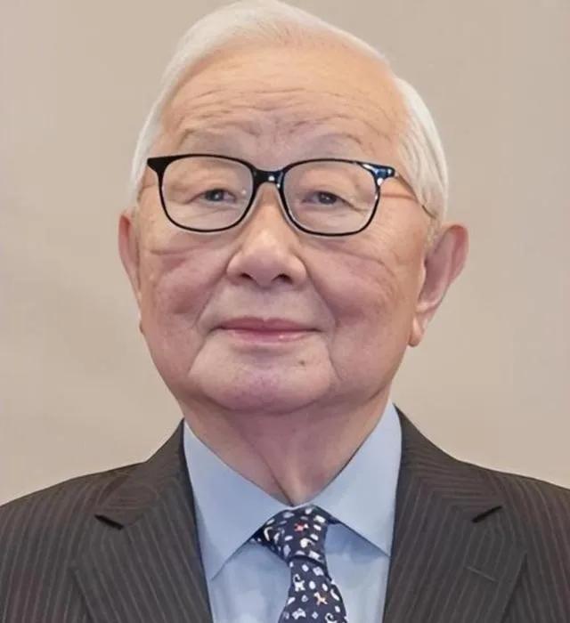 “台积电创始人张忠谋，受访时再次语出惊人：‘我真的认为，我的国家——美国，仍然是