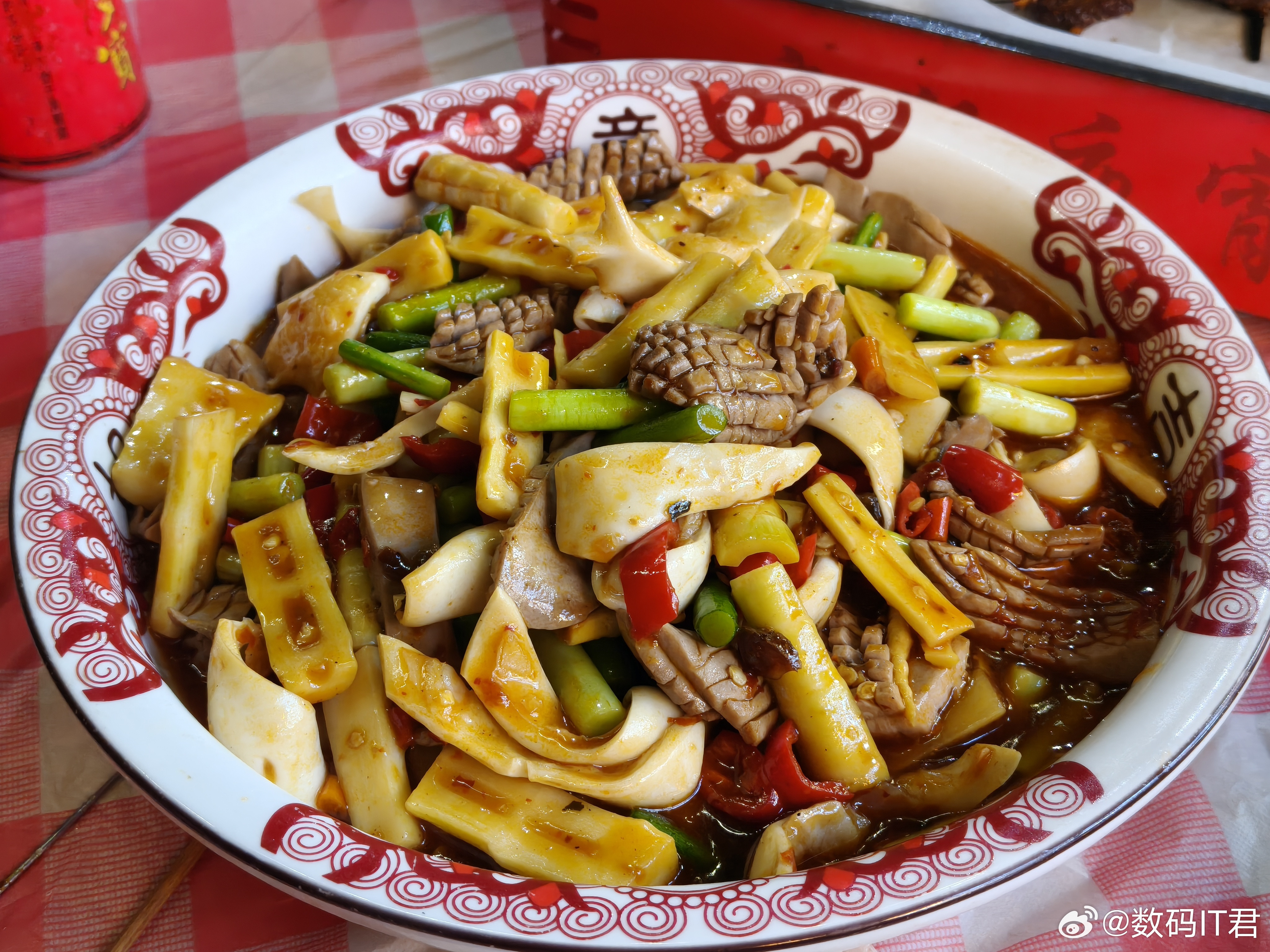 真的没人管管江西小炒吗我们江西小炒也是好起来了，强烈推荐大家尝尝，颠覆你对江西吃