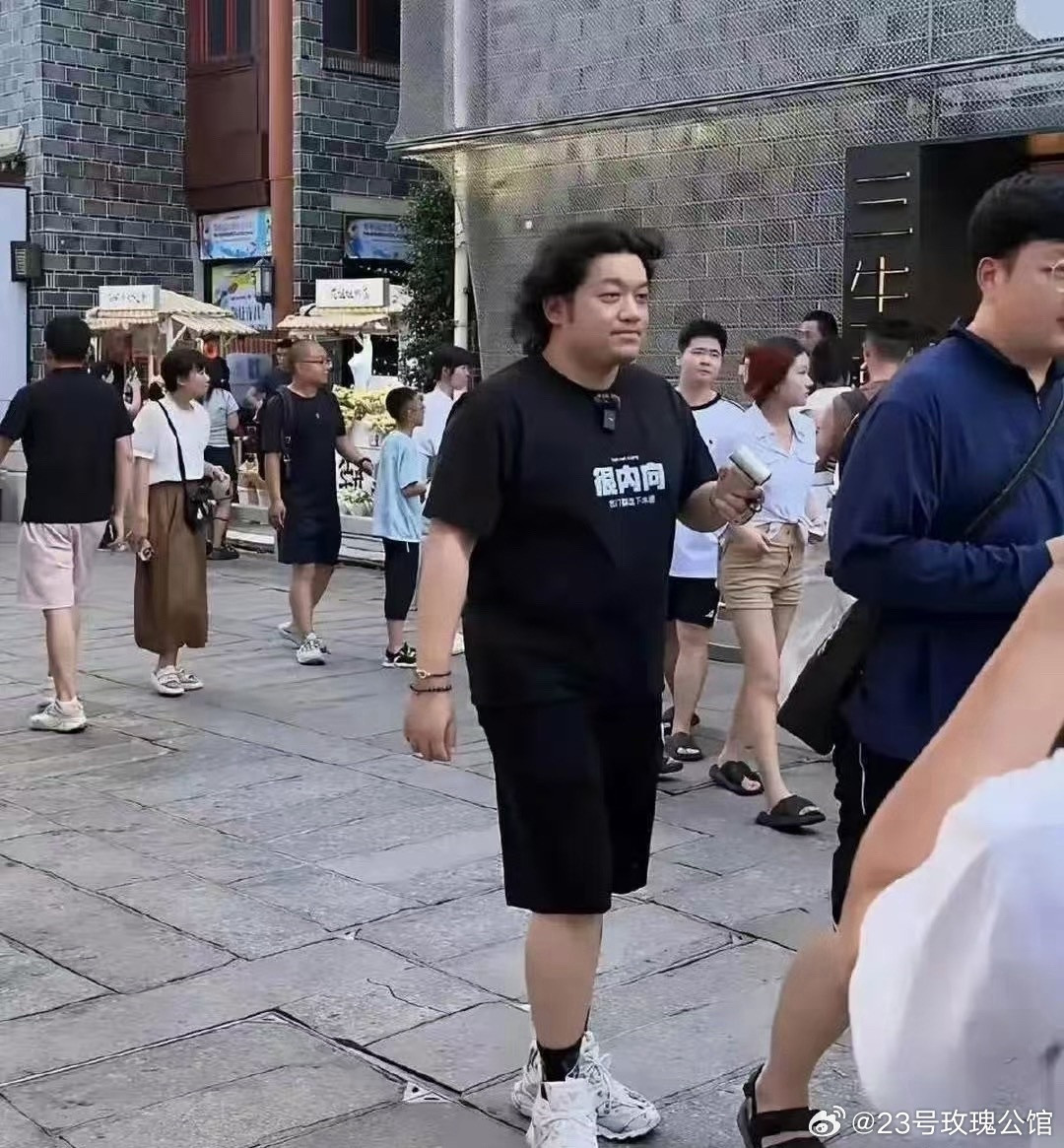 这是夏雨？怪不得没人找他拍戏了！