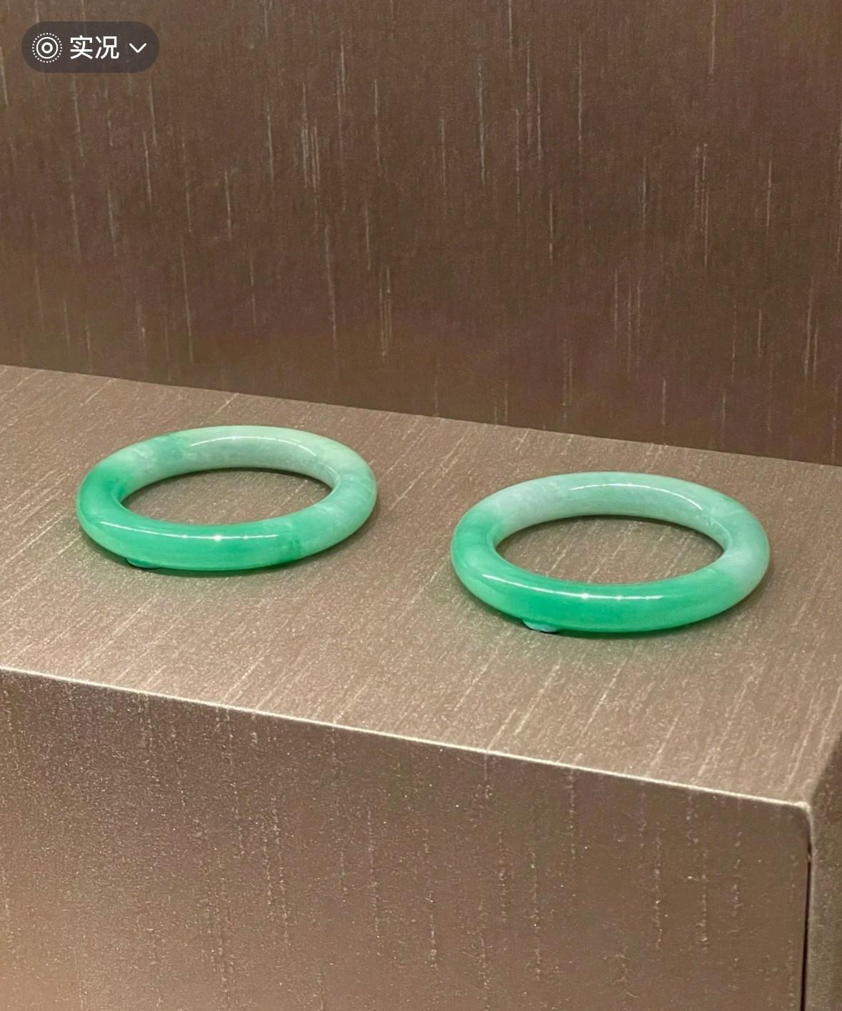 要是抛开文物身份单纯聊市场价值，你们说值多少钱？我觉得，百万起步都是保守的，要