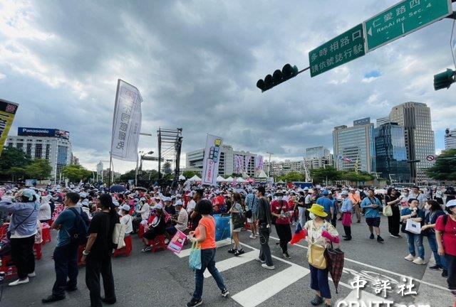 7月26日登场的大罢免投票进入倒数，中国国民党原本规划周周造势，但5日在台北市府