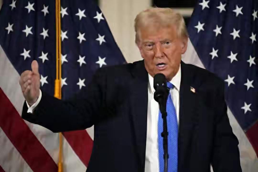 特朗普动真格？封锁委内瑞拉空域+航母压境，多国站队，普京面临关键抉择加勒比