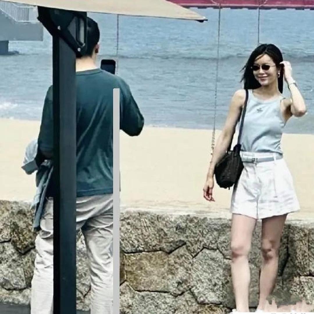 文咏珊这婚结得，确实让人服气！她老公吴启楠，汕头富三代出身，家里条件真不是一般