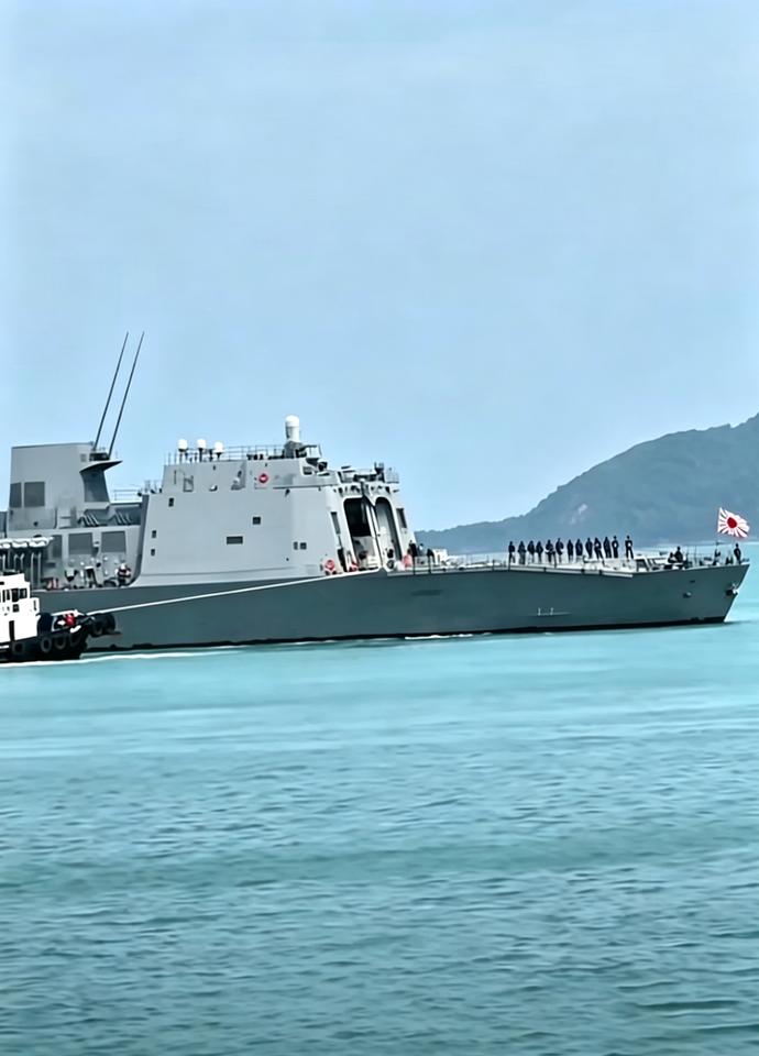 不查不知道，一查气炸了！小日子的用心何其毒也，日本“雷”号驱逐舰偏偏选择在4月1