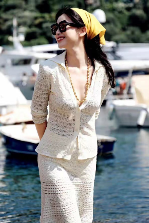 朱珠这三张照片，也是可以封神的存在