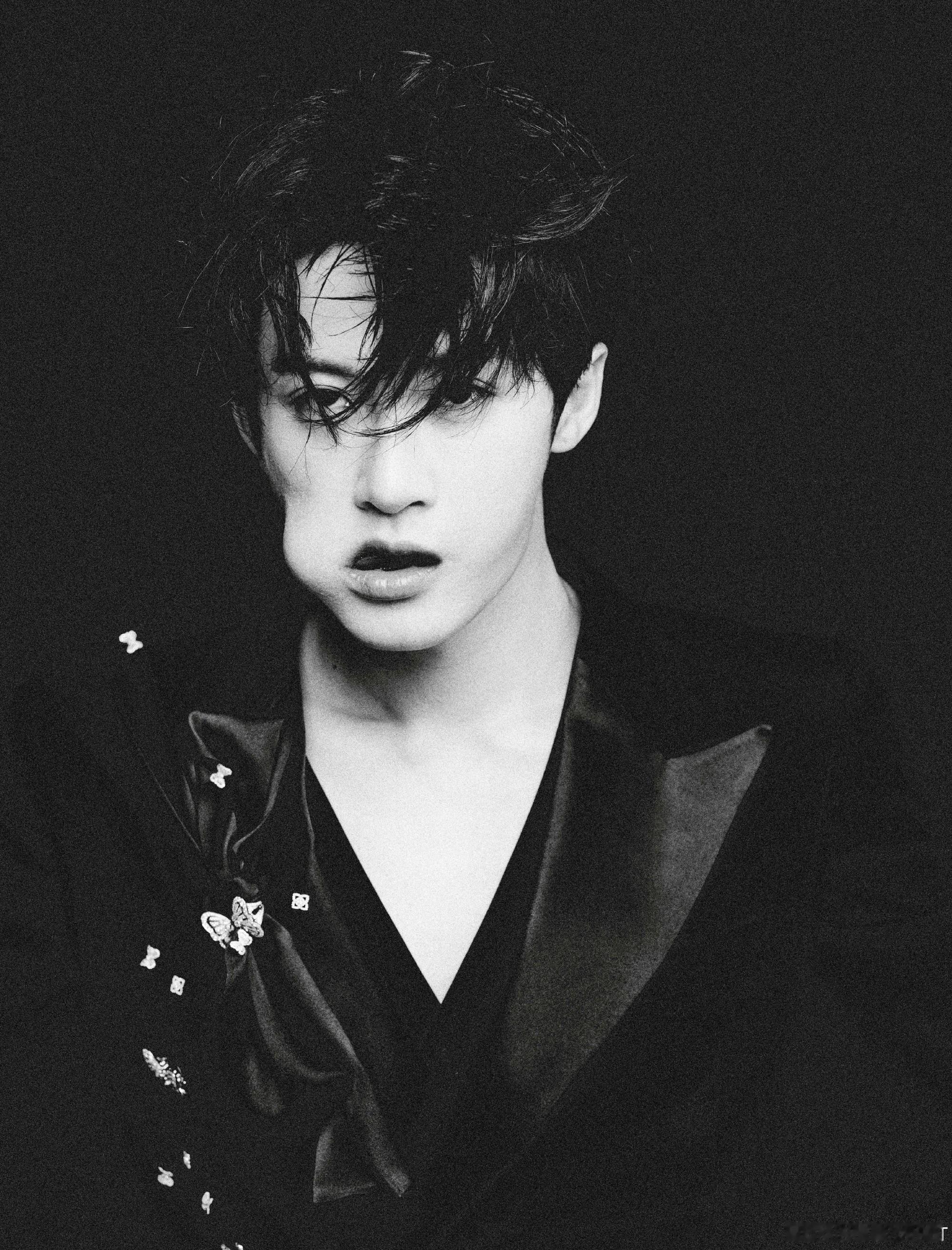 星光大赏第一波男明星出图：檀健次、丁禹兮、陈星旭、李昀锐男明星星光大赏造型