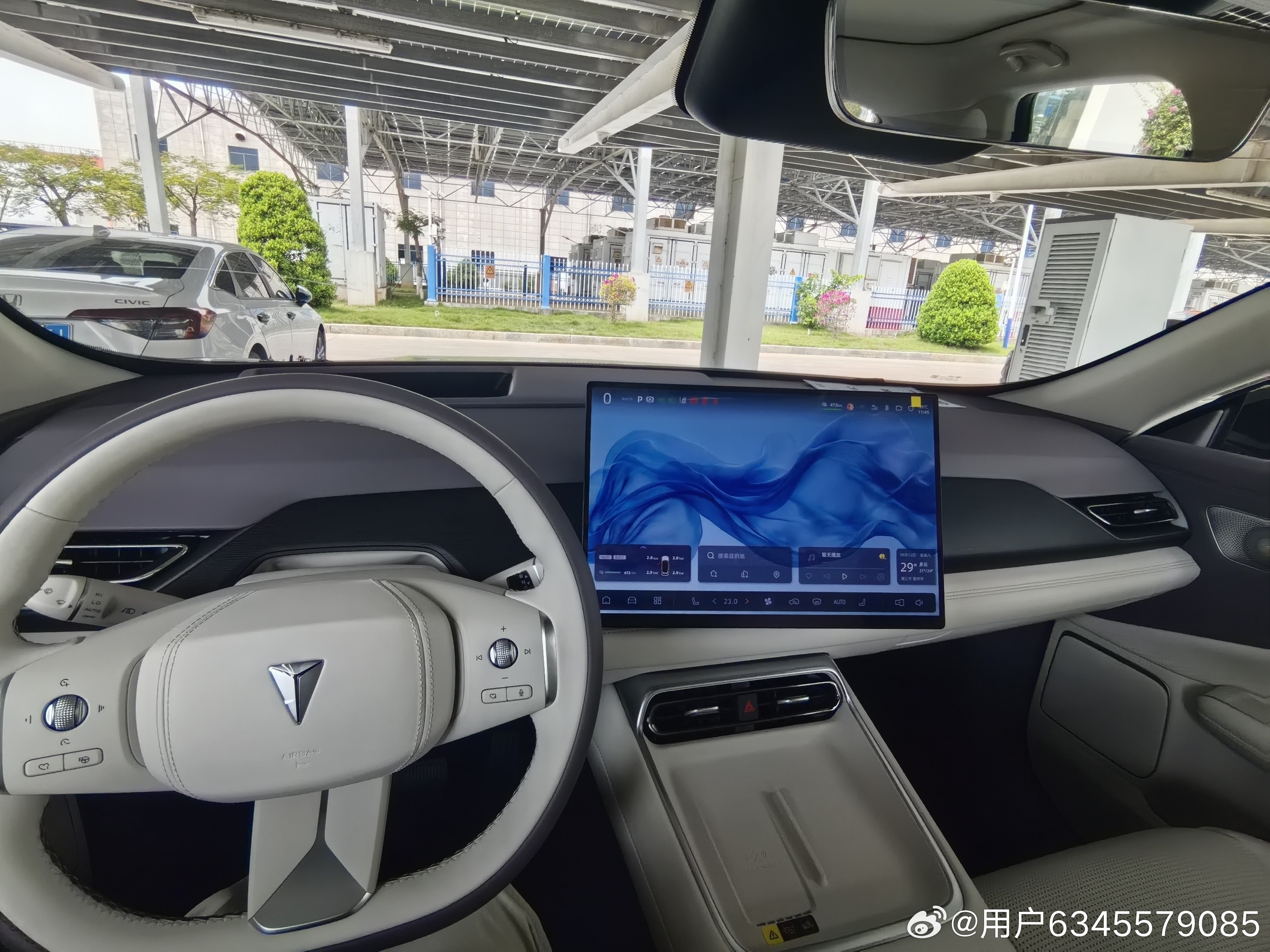 终于落地我的梦中代步车！提车体验一段时间，聊聊最真实的日常驾驶感受，给正在纠结选车的朋友一点参考～前