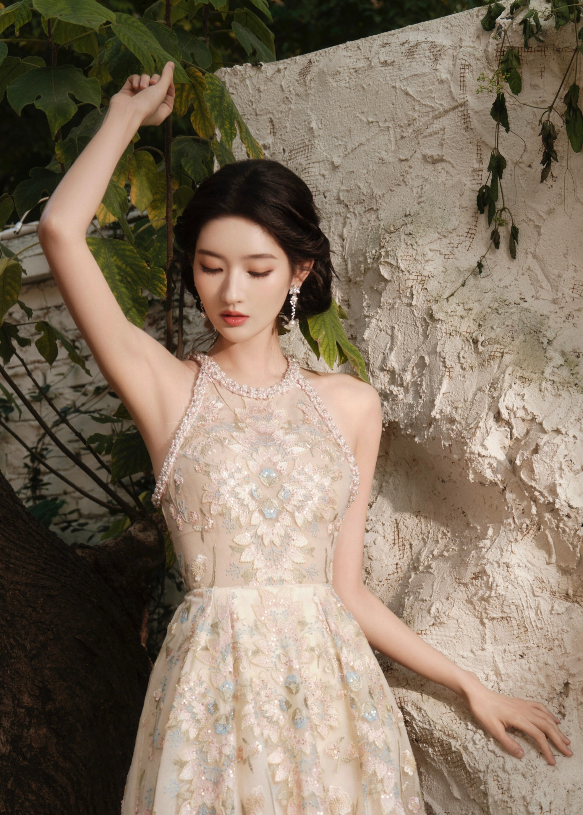 王玉雯女神扑面而来的仙气王玉雯最新物料，2025腾讯视频金鹅荣誉定妆照出图📷