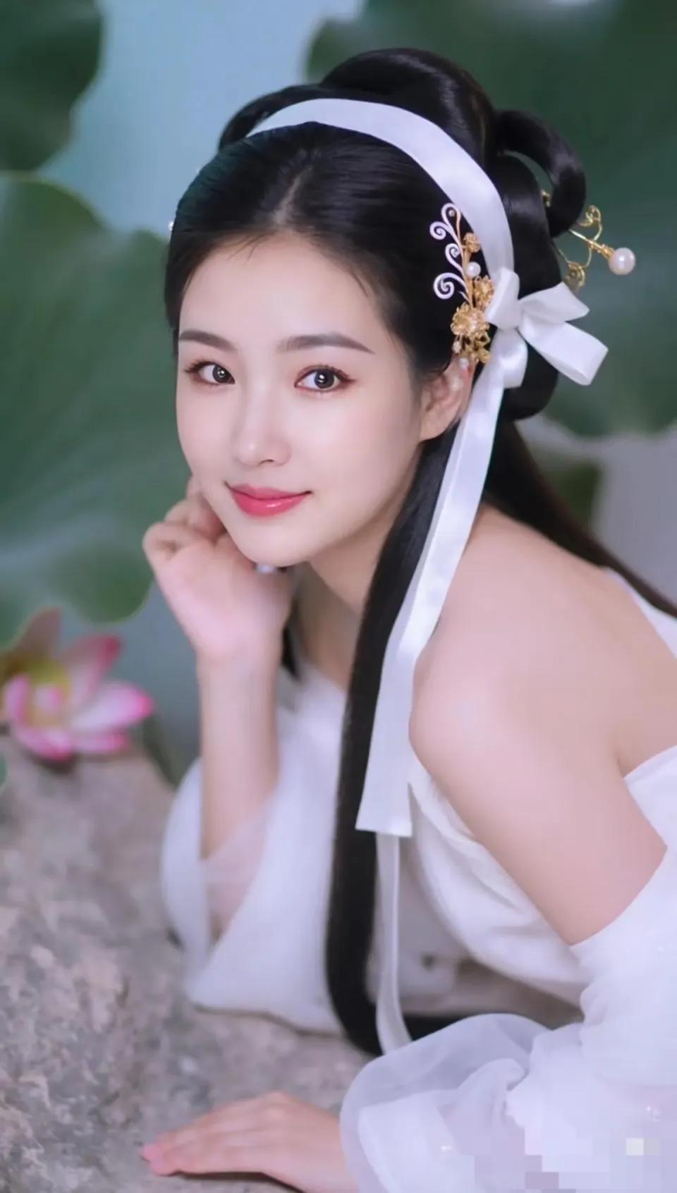 天天看老师对对联，越看越上头！才思敏捷、出口成章，每一句都惊艳到我！我这脑子