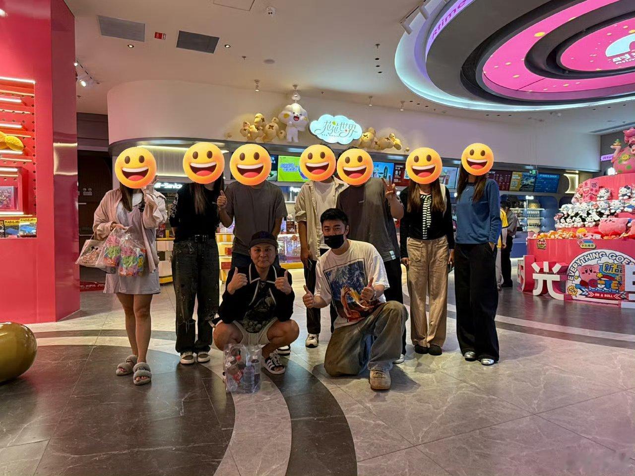 陈赫打码给邓超宣传电影陈赫就这样蹭着自己的热度给邓超宣传在微博晒照打卡自己去看了