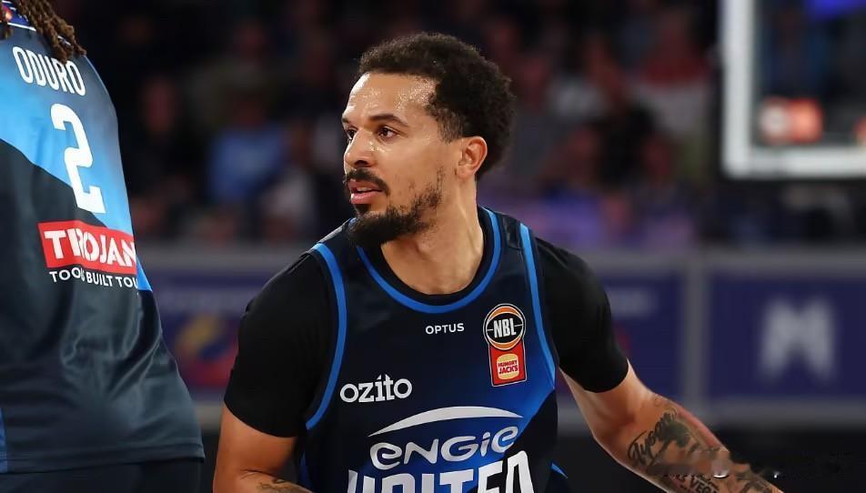 前NBA球员、现澳洲NBL墨尔本联明星球员科尔・安东尼做客《TheHoopCol