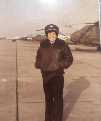☁1964年，28岁女飞行员到西北去执行绝密任务，谁料在上飞机之前，摄影师