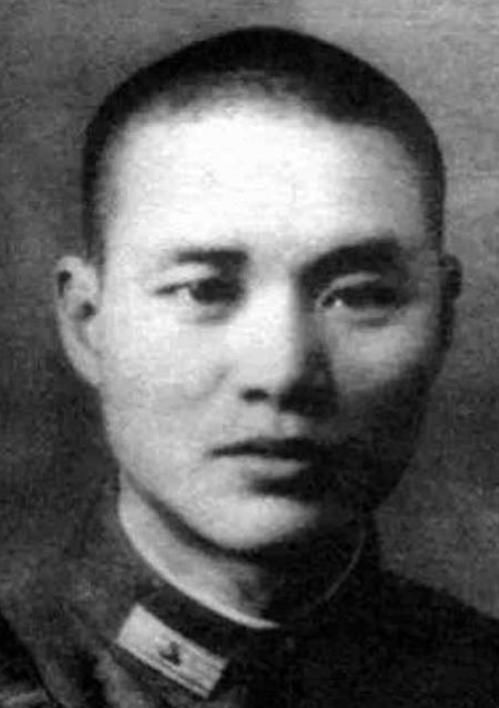 1942年，沈醉领着媳妇去赴宴，戴笠却一直盯着他媳妇瞧，沈醉心里一紧，回家后便对