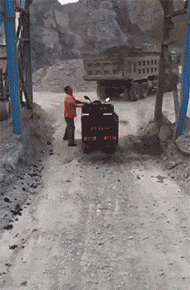 还真是啥活儿都敢接啊