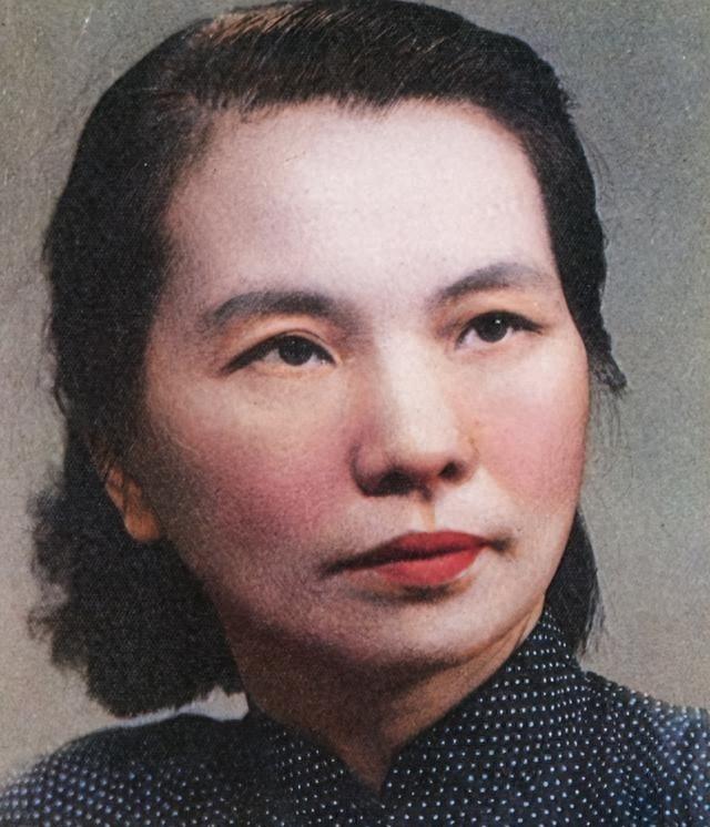 朱枫直到牺牲都不知，她视若己出的继女阿菊，其实是个国民党特务。她把继女当亲生