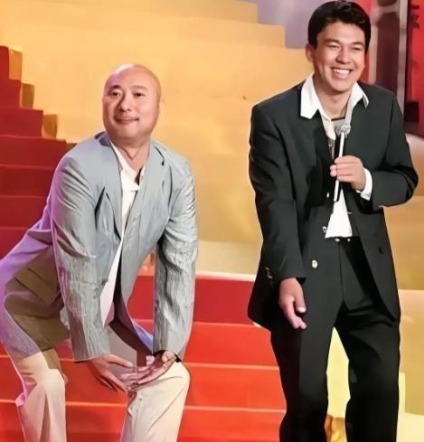 1988年，朱时茂为了方便工作，准备花10万元买一台夏利。因为还差不少钱