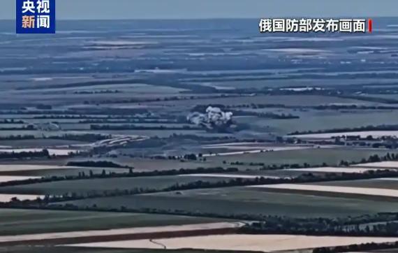 泽连斯基意识到问题严重性了！8月21日，据美国CNN的消息称，来自朝鲜的400