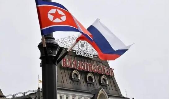 看看朝鲜的下场，就明白为什么我们不对俄罗斯提供军事援助了。在俄乌冲突中，一向与美