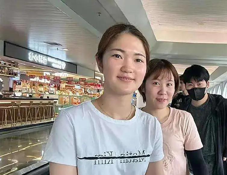 乒超联赛结束，平野美宇、木原美悠和松岛辉空启程一起回日本。这次乒超联赛三人都没