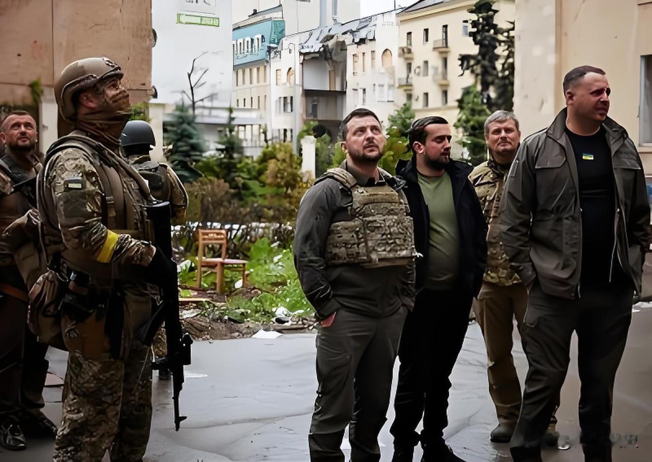 俄乌冲突延宕四年，战场僵局与大国博弈早已超出单纯军事对抗范畴。乌克兰与北约在长期