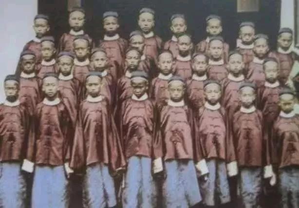 “留美幼童计划”是左宗棠生前以近乎撕破脸皮的方式去促成的，在他去世五个月后，这