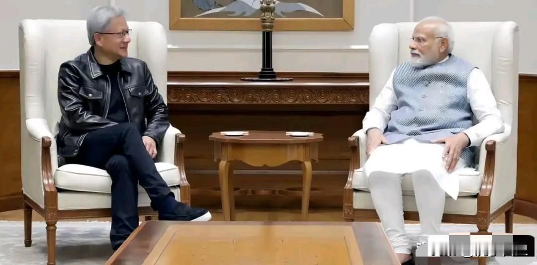 黄仁勋的这次亚洲行，光一个服装就被全网拿显微镜照了个遍。从印度到越南再来中国，他