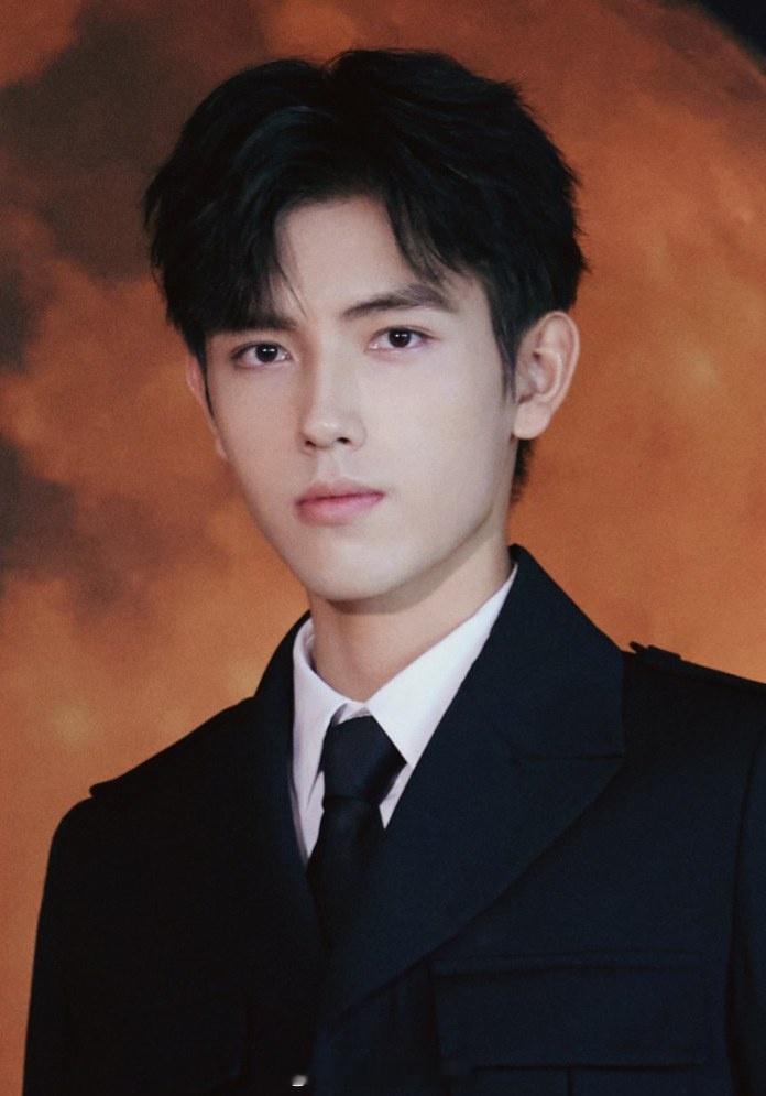 这是阿sir的新瓜吗？要进偏偏宠爱剧组了，角色贴不贴？