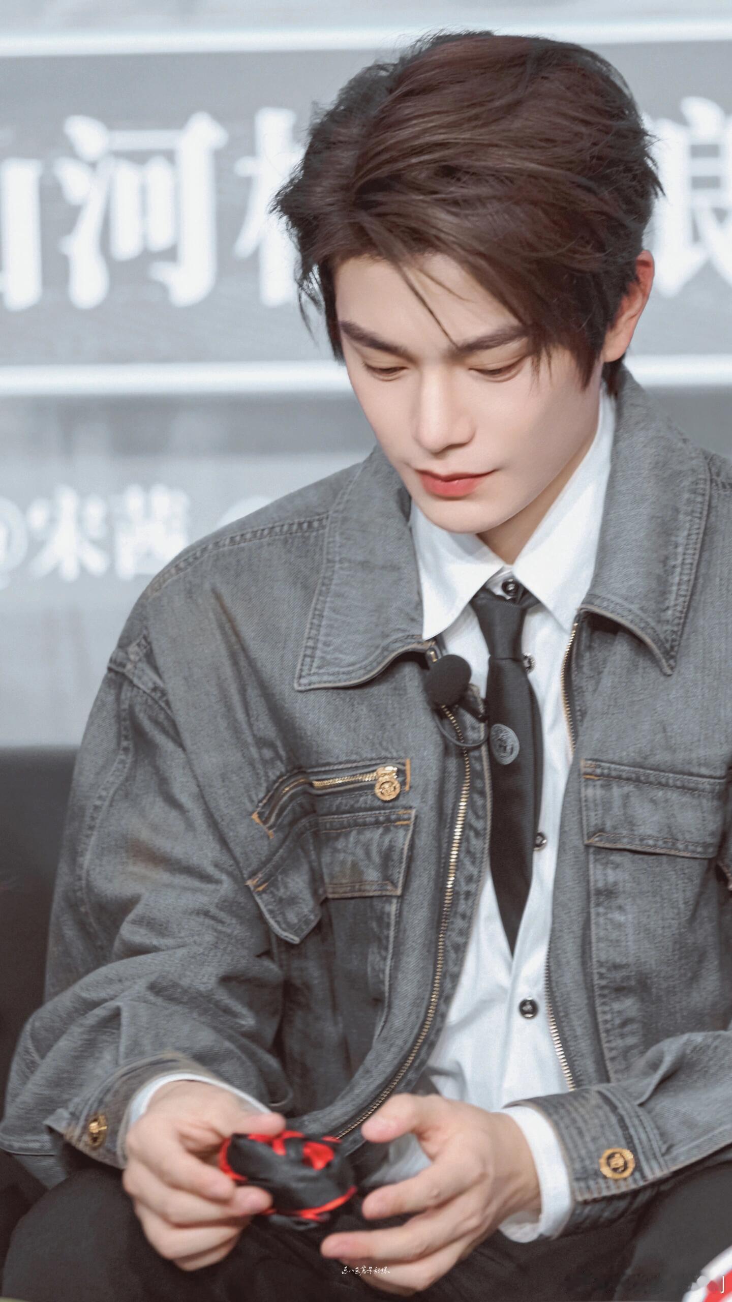 坐等下周你好星期六！丁禹兮有仇当场就报了，游戏反杀张颜齐还callback放狠话