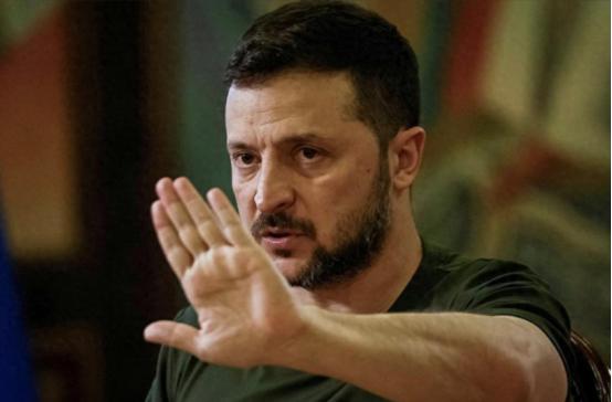 乌军放手一搏失败，泽连斯基确认卸任消息，普京大怒：俄别无选择 “赌徒式的冒险