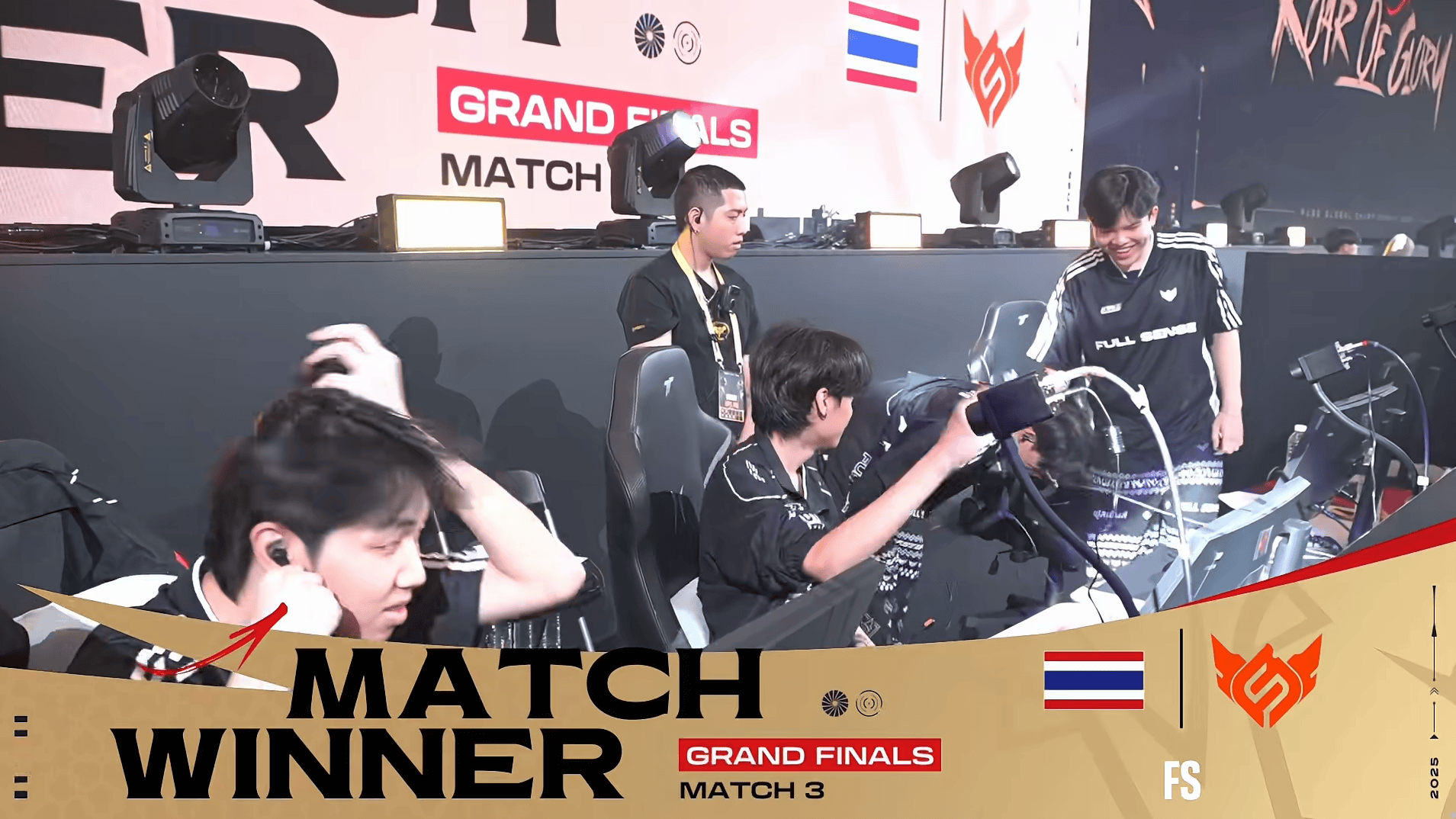 PGC2025总决赛D1R4: FS吃鸡, 单局8淘汰