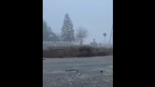 已公布的画面显示，俄罗斯大批军队攻入波克罗夫斯克（红军城）俄罗斯军队大规模进