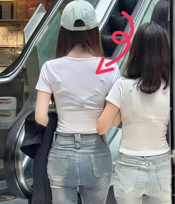 现在文胸为什么卖不出去？原因有以下三点：一是意识觉醒。说到底，这不是女人突然“