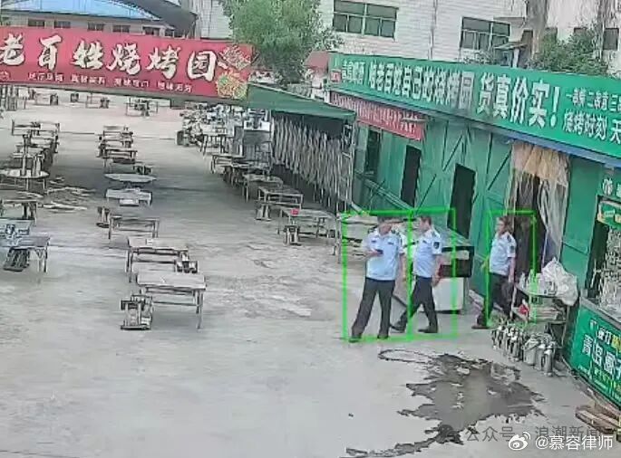 实名举报一件的珍贵文物失踪，结果文物还没查清，举报人自己的烧烤店却在两个月内被5个部门轮番“照顾”了