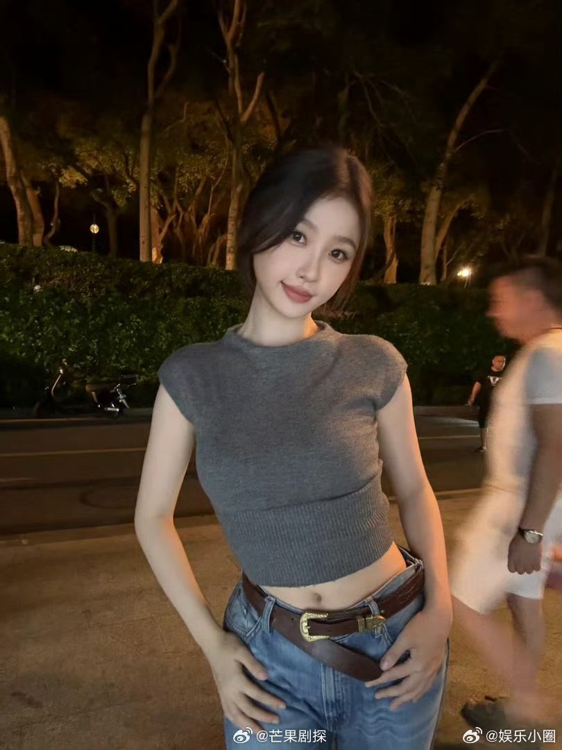 虞书欣小林老师夜间liveplog虞书欣灿如繁星夜间plog小林老师老漂亮啊