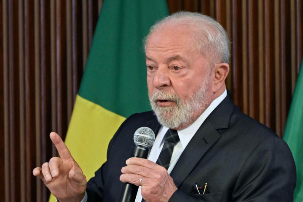 真是只能摊手了，巴西特警打死117名武装贩毒分子！巴西这事儿也太离谱了！