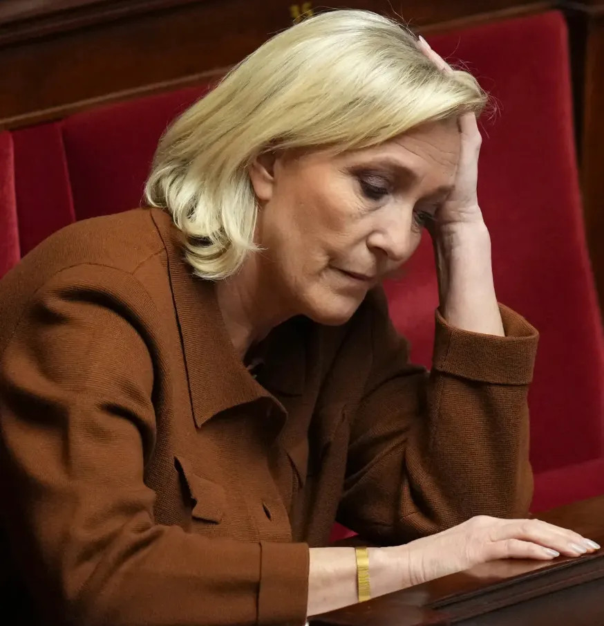 牢a指出了一个很现实的事情——极右翼无论如何希望复兴白人的文明，白人文明根本无法