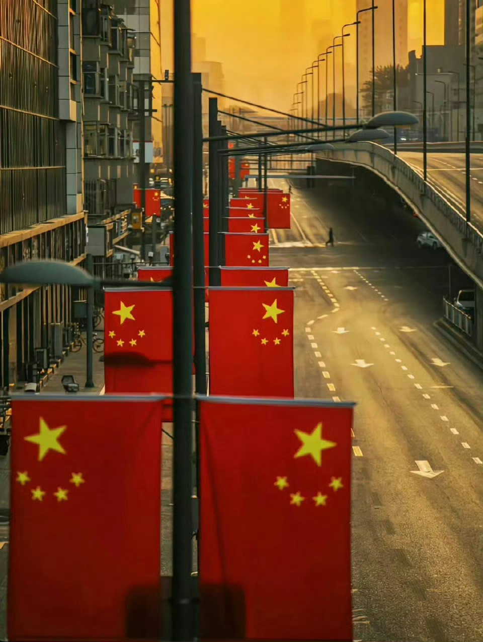 我们生在红旗下长在春风里🇨🇳​​​​