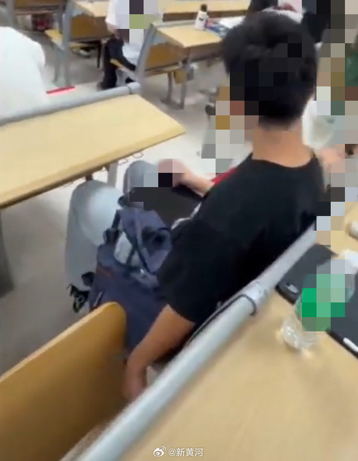#华南理工偷拍男生已被留校察看#【#华南理工一男生偷拍女生裙底#】5月13日